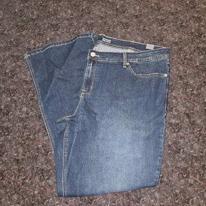 NWT Torrid Luxe Slim Boot Super Stretch Boot Cut Jeans (24W tall)
